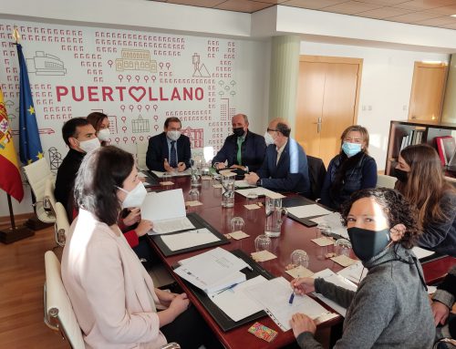 Fundación Iberdrola España y Ayuda en Acción presentan al alcalde el Proyecto REACTIVA que promueve la integración sostenible en el mercado de trabajo de jóvenes residentes en Puertollano